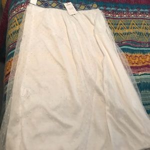 NWOT-😎💄💋Highness Ladies maxi skirt.      #203